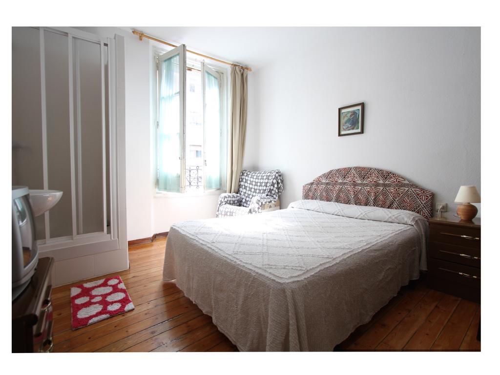 Hostal Bayon Леон Екстериор снимка