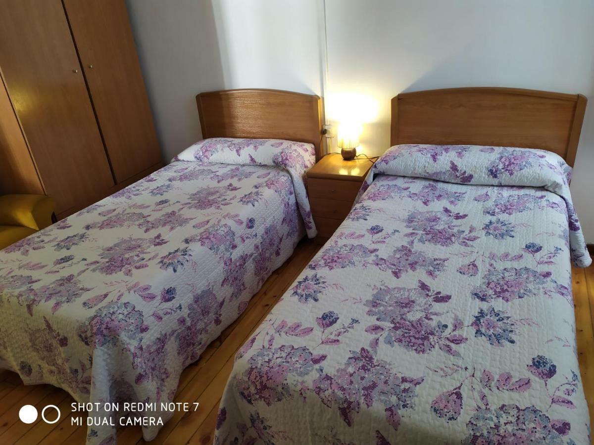 Hostal Bayon Леон Екстериор снимка