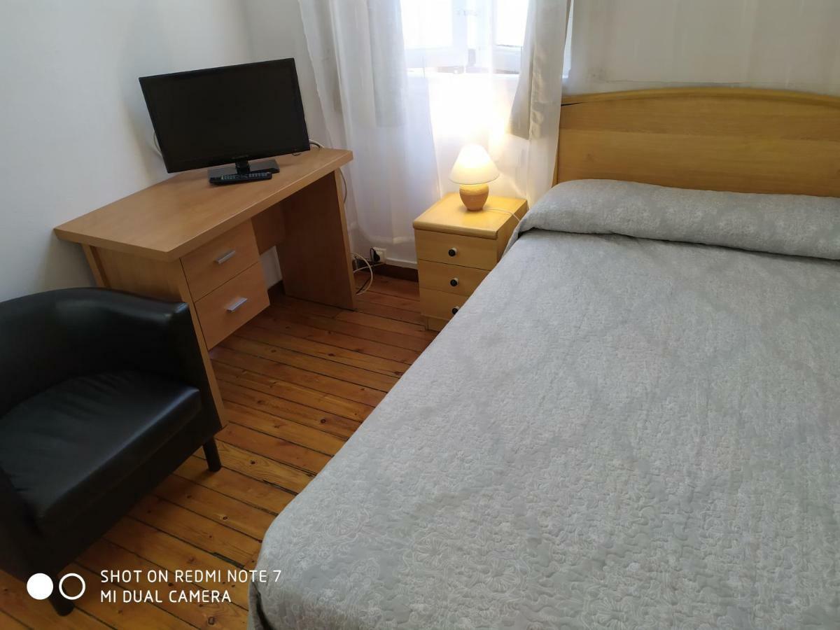 Hostal Bayon Леон Екстериор снимка